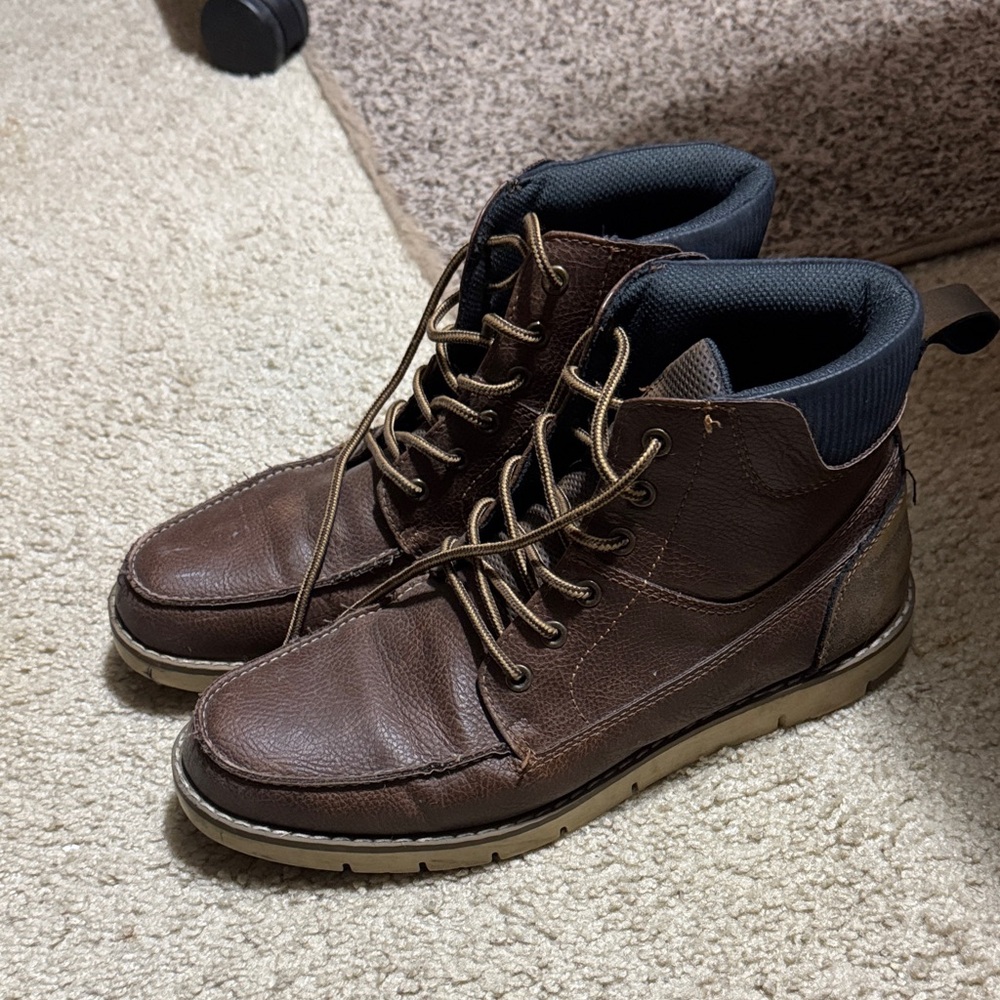 Sonoma Dark Brown Lace-Up Boots